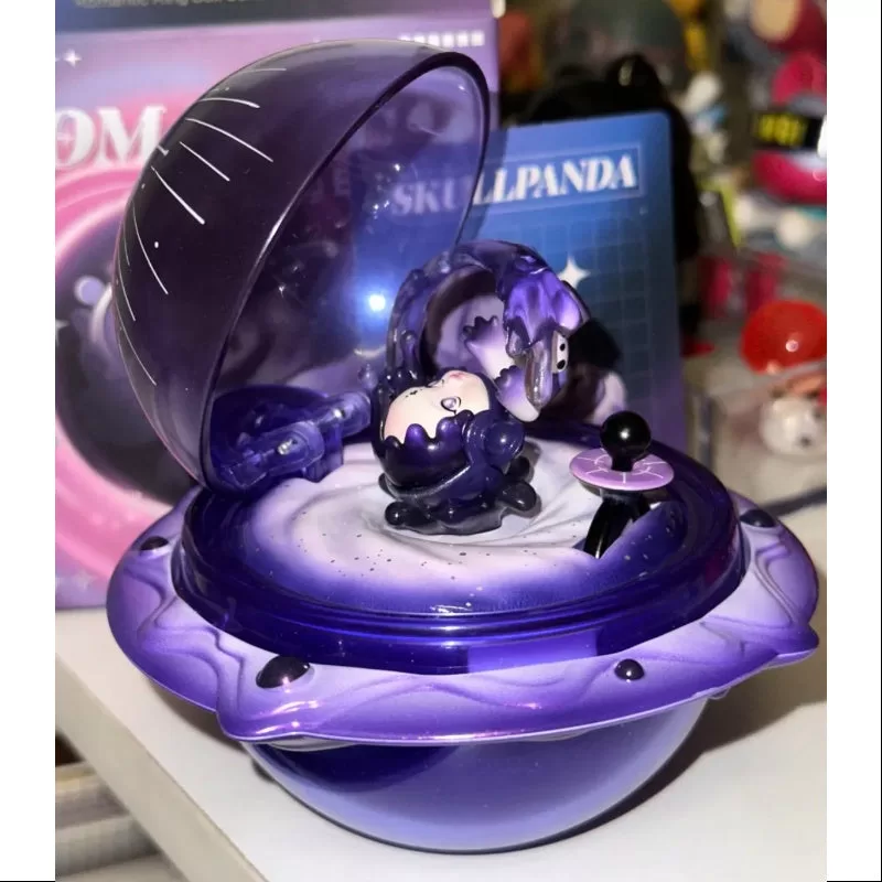 Caja de anillos romántica Skullpanda Pop Mart Serie 3 Skullpanda Cerca de ti
