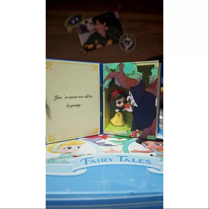 Escenarios de la serie de cuentos de hadas de las princesas de Disney de Pop Mart, Blancanieves