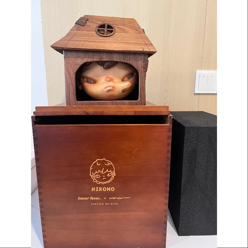 Escultura artística Hirono Shelter, versión grande, 2021, edición limitada Escultura artística Hirono Shelter, versión grande, 2021, edición limitada