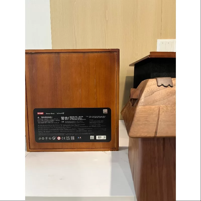 Escultura artística Hirono Shelter, versión grande, 2021, edición limitada Escultura artística Hirono Shelter, versión grande, 2021, edición limitada