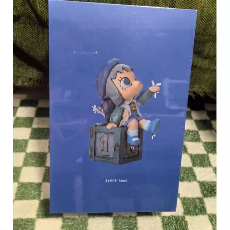 Estatua del 1.er aniversario de Molly x Silent Trick, Silent Blue, edición limitada de 2024 Estatua del 1.er aniversario de Molly x Silent Trick, Silent Blue, edición limitada de 2024