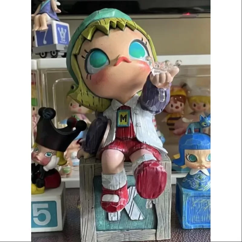 Estatua del 1.er aniversario de Molly x Silent Trick, color primario, edición limitada de 2024