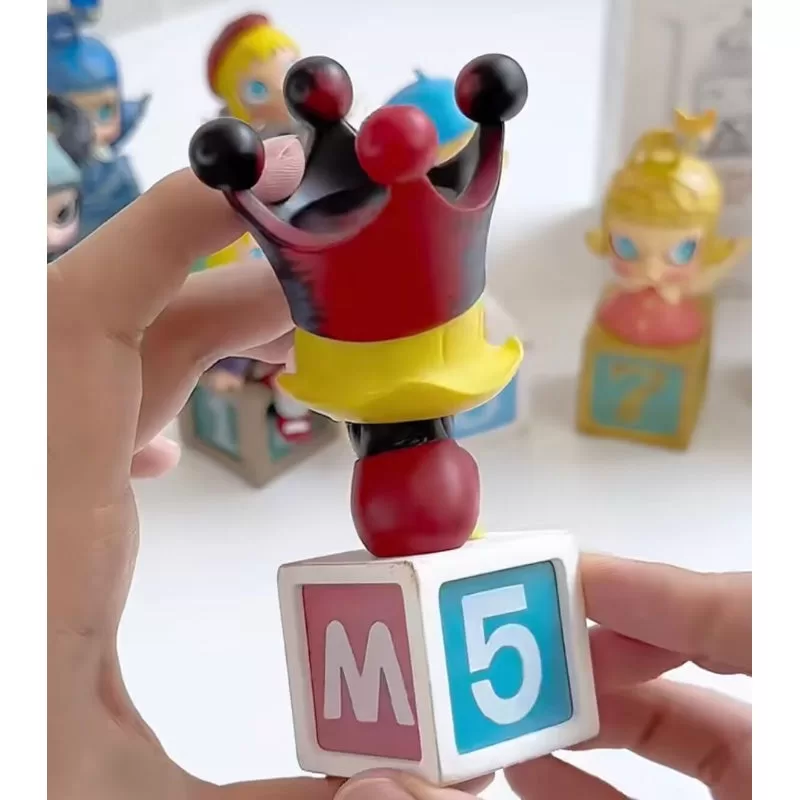 Estatuas de aniversario de MOLLY Serie 2 Retro clásica MOLLY M Saludo a la infancia Clásico Estatuas de aniversario de MOLLY Serie 2 Retro clásica MOLLY M Saludo a la infancia Clásico