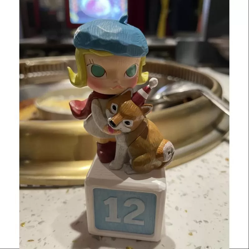 Estatuas de aniversario de MOLLY Serie retro clásica 1 Contigo durante 12 años (versión especial) Estatuas de aniversario de MOLLY Serie retro clásica 1 Contigo durante 12 años (versión especial)