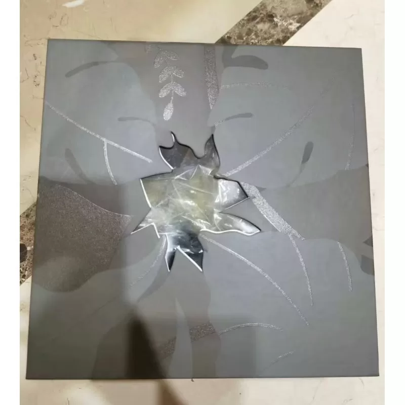 Figura DIMOO Cabaña en el bosque – Edición limitada de verano