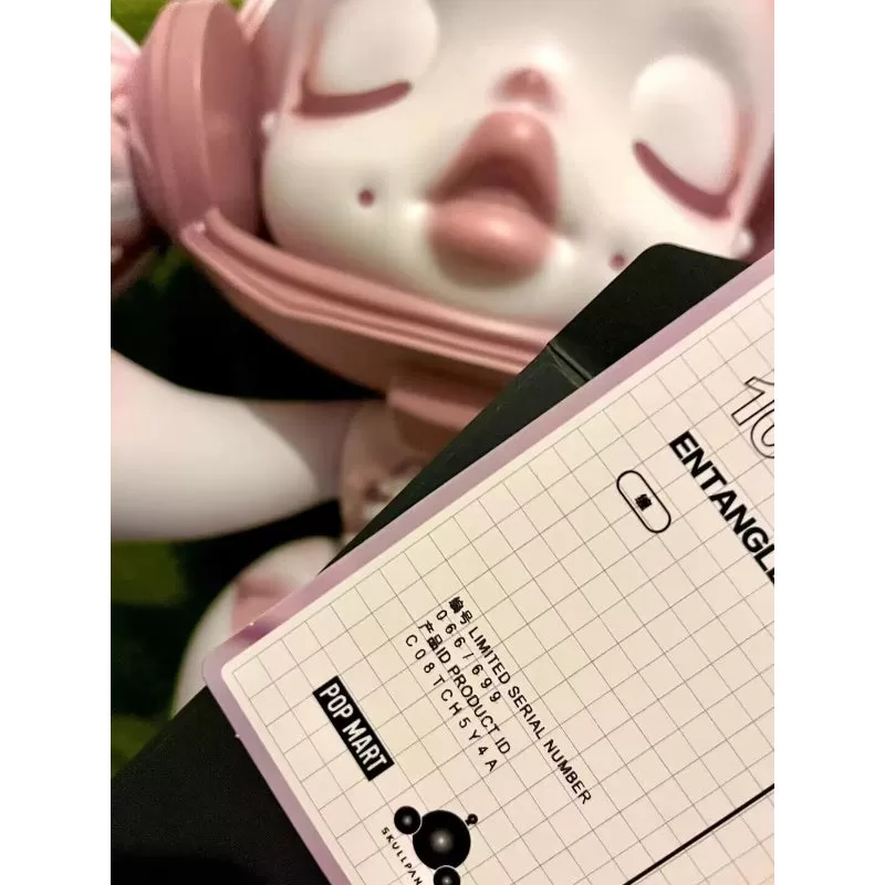 Figura MEGA α SKULLPANDA Enredada 1000% Limitada Figura MEGA α SKULLPANDA Enredada 1000% Limitada