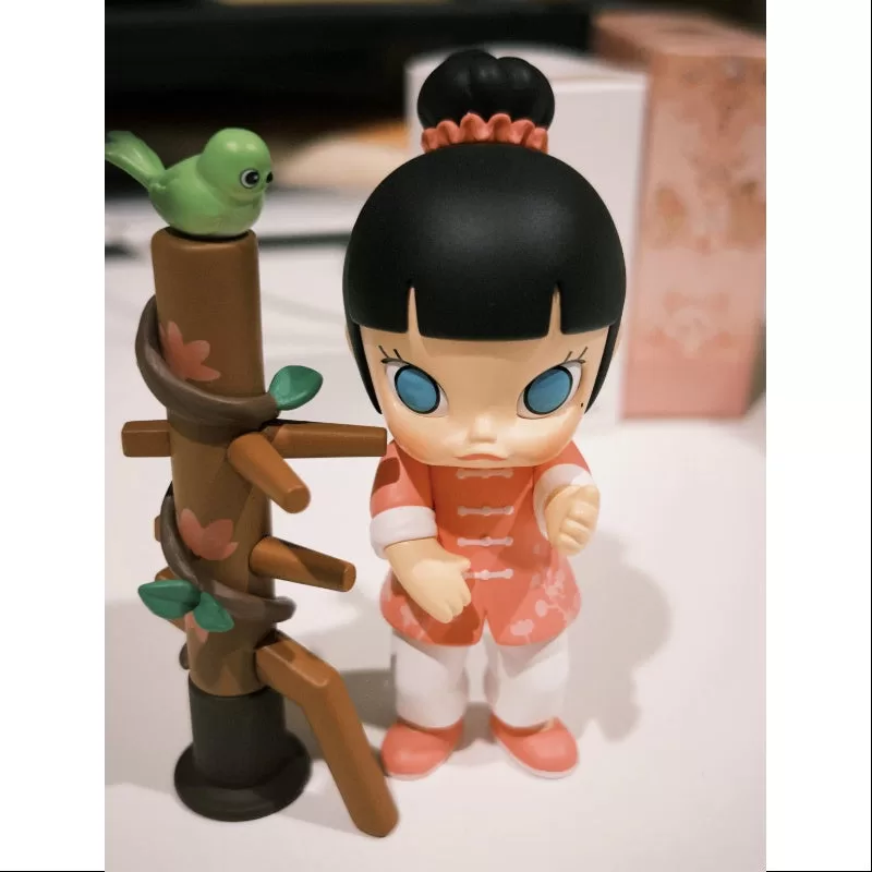 Figura MOLLY El Ritmo del Kung Fu Wing Chun 2024 PTS LIMITADA Figura MOLLY El Ritmo del Kung Fu Wing Chun 2024 PTS LIMITADA