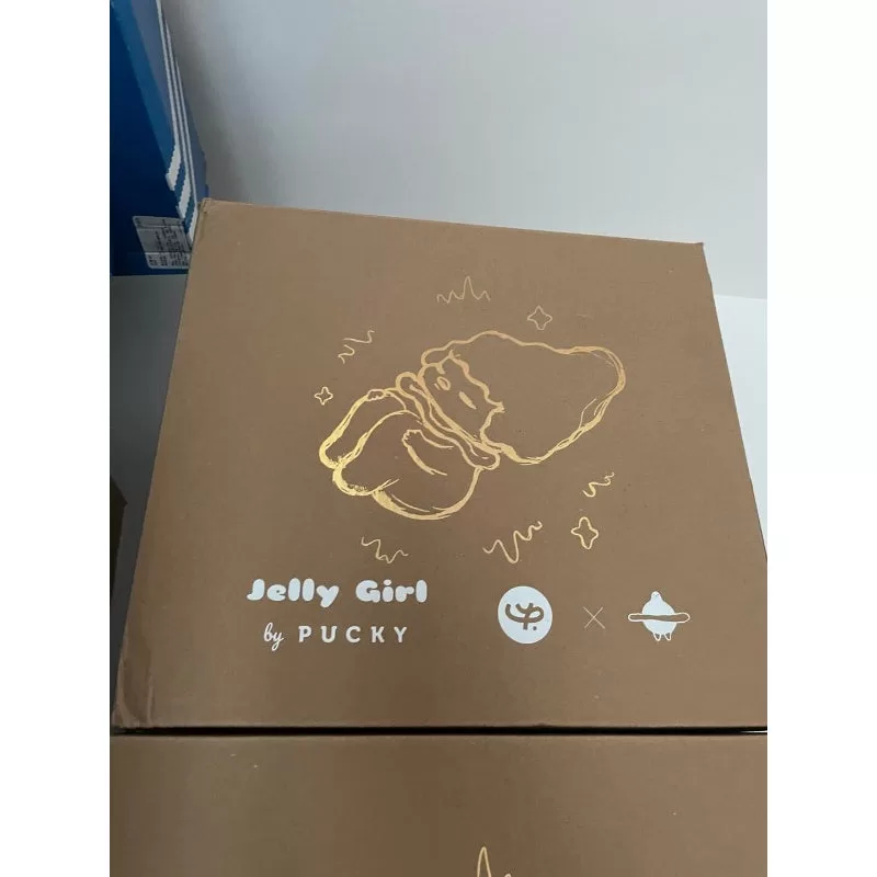 Figura PUCKY Jelly Girl Edición limitada