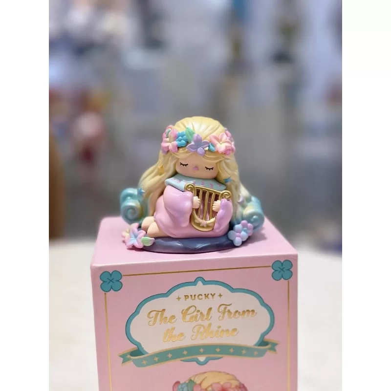 Figura PUCKY La Chica del Rin Edición limitada