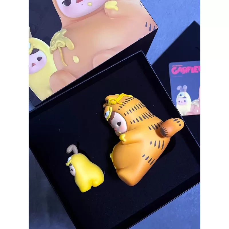 Figura PUCKY x Carfield Edición limitada Figura PUCKY x Carfield Edición limitada