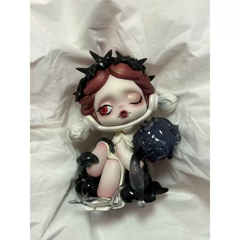 Figura Skullpanda Glimpse de San Valentín Edición limitada