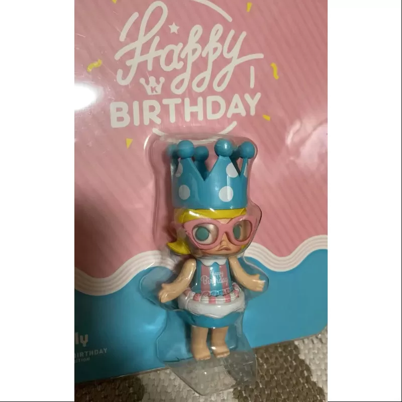 Figura azul de MOLLY Feliz Cumpleaños 2016 Edición limitada
