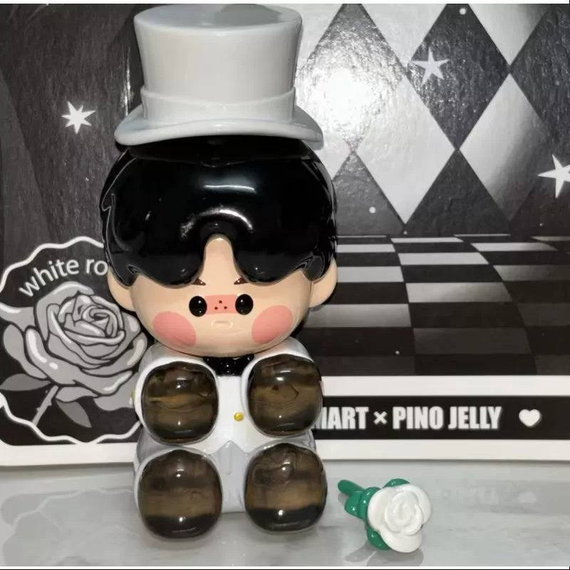 Figura de Mago Rosa Blanca de Pino Jelly, Edición Limitada 2024 Figura de Mago Rosa Blanca de Pino Jelly, Edición Limitada 2024