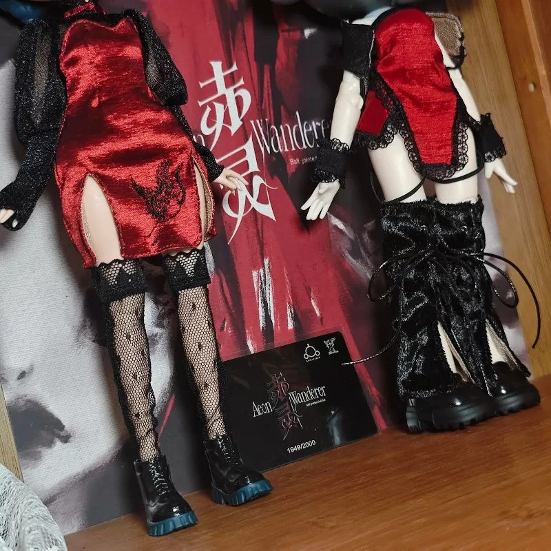 Figura de acción Skullpanda X Jacoosun Aeon Wanderer Figura de acción Skullpanda X Jacoosun Aeon Wanderer