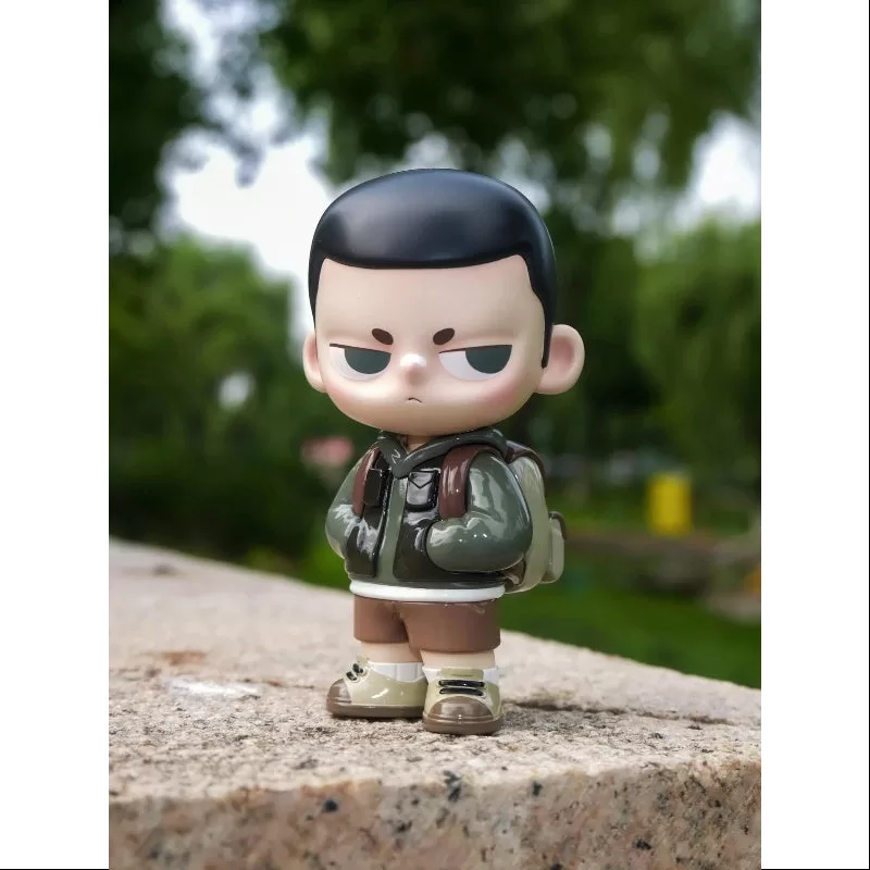 Figura de camping KUBO Art Toy 2023 Edición limitada Figura de camping KUBO Art Toy 2023 Edición limitada