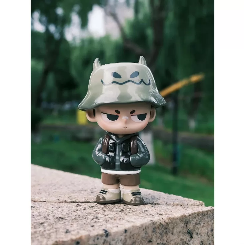 Figura de camping KUBO Art Toy 2023 Edición limitada Figura de camping KUBO Art Toy 2023 Edición limitada