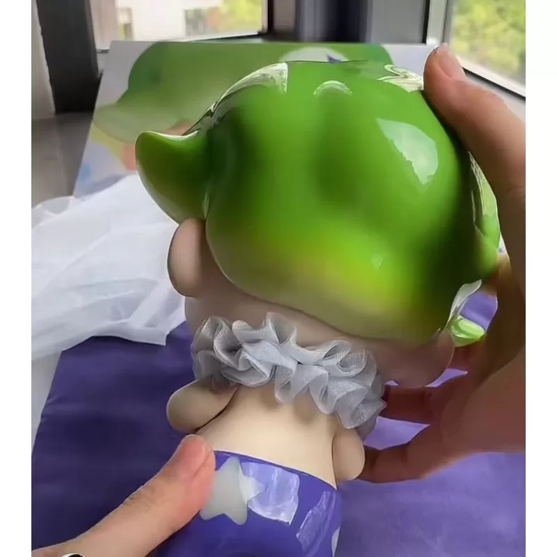 Figura de edición limitada del payaso verde del parque de atracciones DIMOO Figura de edición limitada del payaso verde del parque de atracciones DIMOO