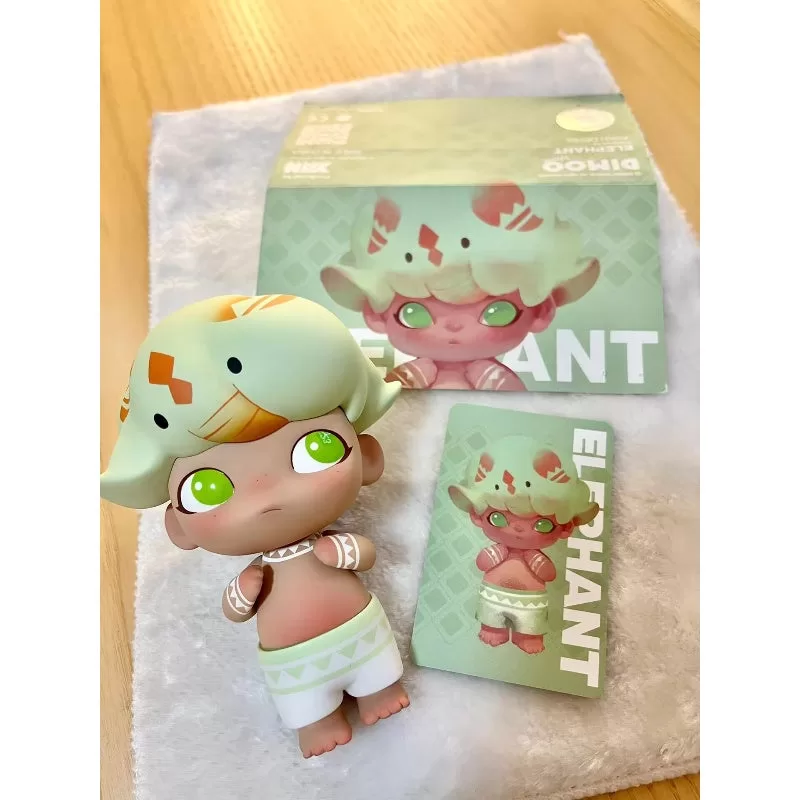 Figura de elefante tailandés DIMOO de edición limitada