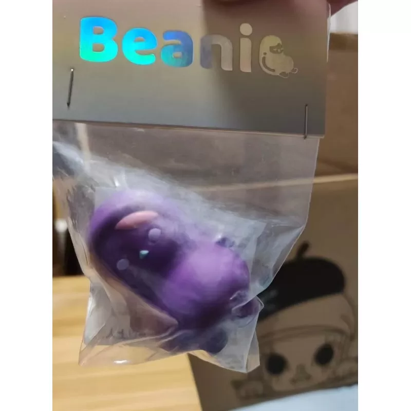 Figura de frijoles redondos morados PUCKY Beanie Edición limitada Figura de frijoles redondos morados PUCKY Beanie Edición limitada
