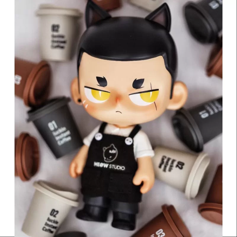 Figura de gato negro KUBO, juguete artístico, edición limitada 2021 Figura de gato negro KUBO, juguete artístico, edición limitada 2021