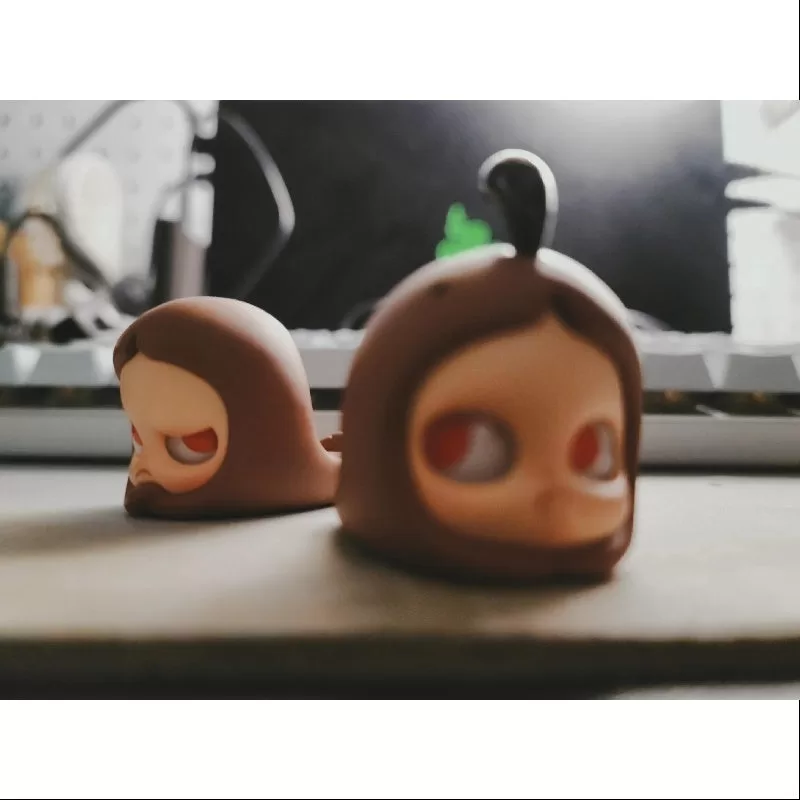 Figura de juguete Zsiga de zapatillas de pelea (edición limitada de 2024) Figura de juguete Zsiga de zapatillas de pelea (edición limitada de 2024)