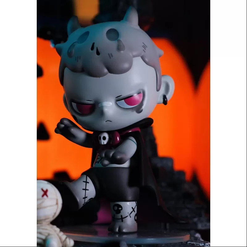 Figura de juguete artística del Conde Drácula de KUBO, edición limitada de 2024