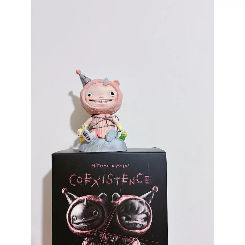 Figura de juguete artístico de coexistencia polar de Hirono (edición limitada, 2024)