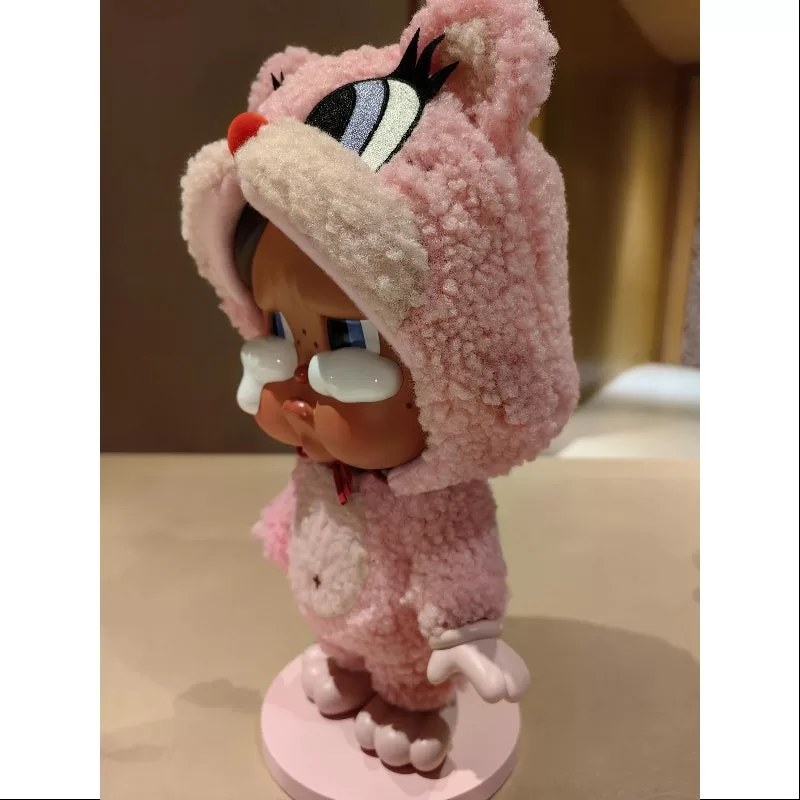 Figura de juguete de arte Crybaby The Missing Tail 400% (2024, Tailandia, LIMITADA) Figura de juguete de arte Crybaby The Missing Tail 400% (2024, Tailandia, LIMITADA)