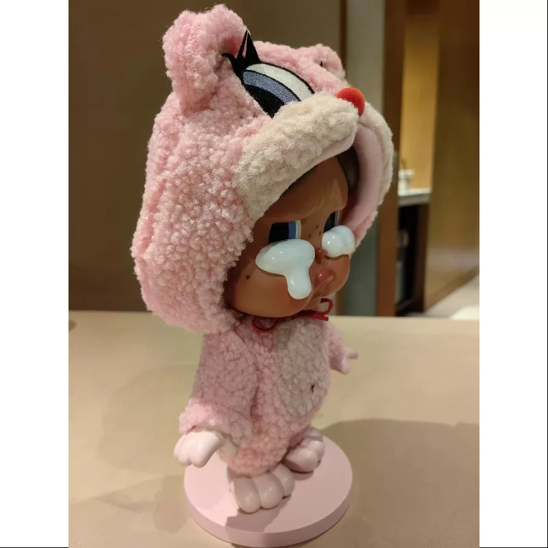 Figura de juguete de arte Crybaby The Missing Tail 400% (2024, Tailandia, LIMITADA) Figura de juguete de arte Crybaby The Missing Tail 400% (2024, Tailandia, LIMITADA)