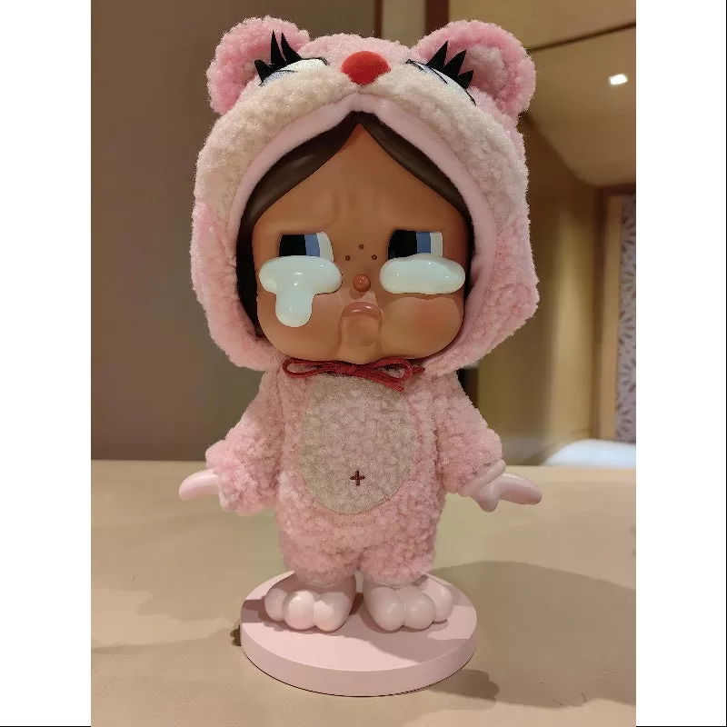 Figura de juguete de arte Crybaby The Missing Tail 400% (2024, Tailandia, LIMITADA) Figura de juguete de arte Crybaby The Missing Tail 400% (2024, Tailandia, LIMITADA)