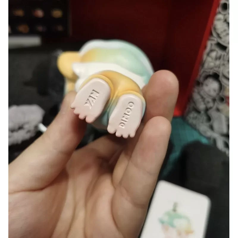 Figura de libélula flor DIMOO de edición limitada Figura de libélula flor DIMOO de edición limitada