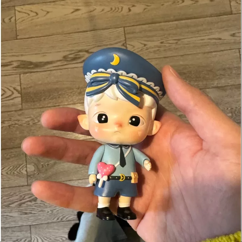 Figura de policía de la Pequeña Luna de Hacipupu (edición limitada 2021) Figura de policía de la Pequeña Luna de Hacipupu (edición limitada 2021)