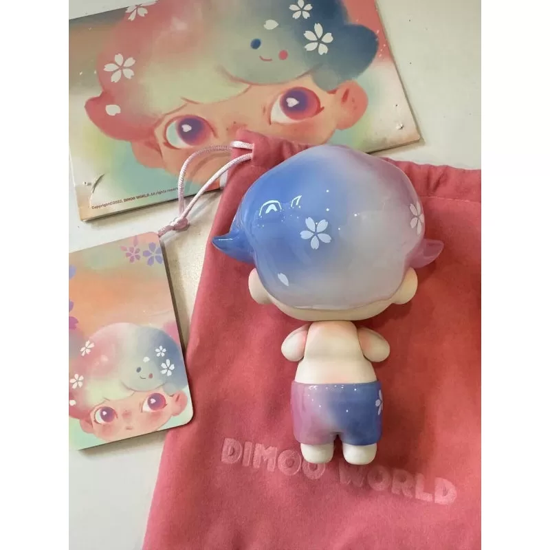 Figura limitada DIMOO Cherry Blossom At Night Figura limitada DIMOO Cherry Blossom At Night