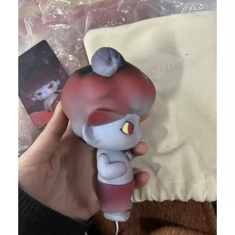 Figura limitada DIMOO Devil’s Spicy Croissant