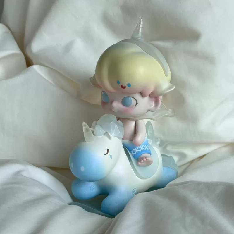 Figura limitada DIMOO Ice Unicorn Sway Sway