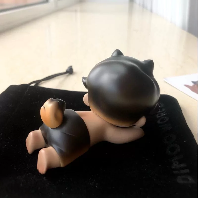 Figura limitada DIMOO Lay Down Black Shiba Inu Figura limitada DIMOO Lay Down Black Shiba Inu