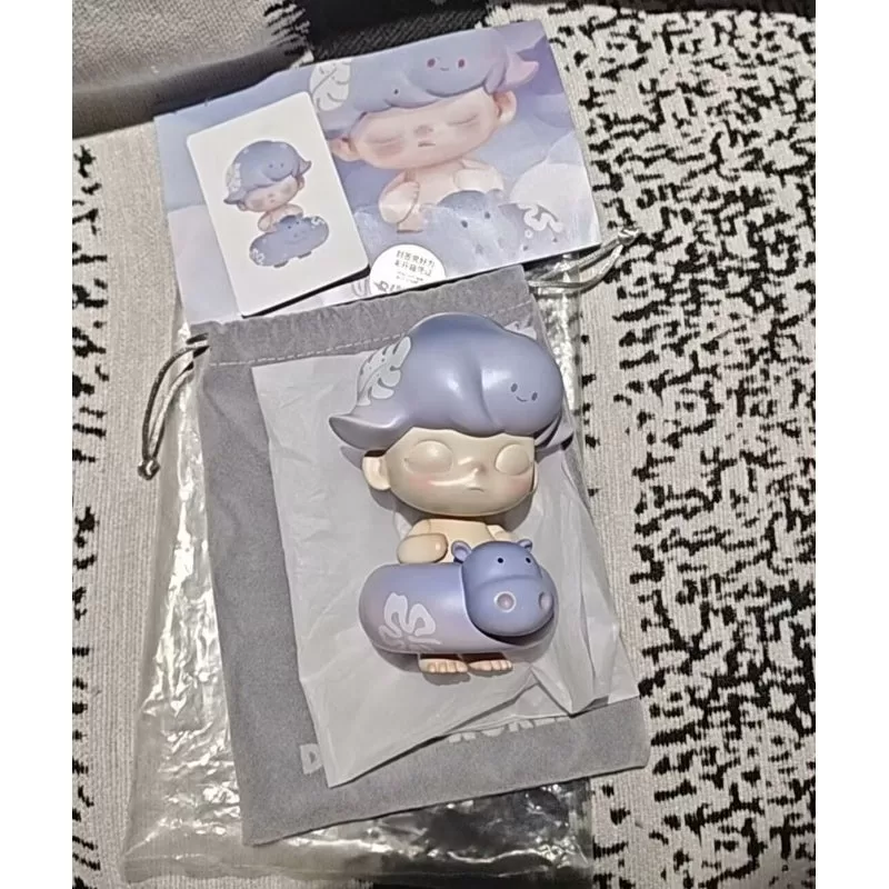 Figura limitada DIMOO Star Hippo