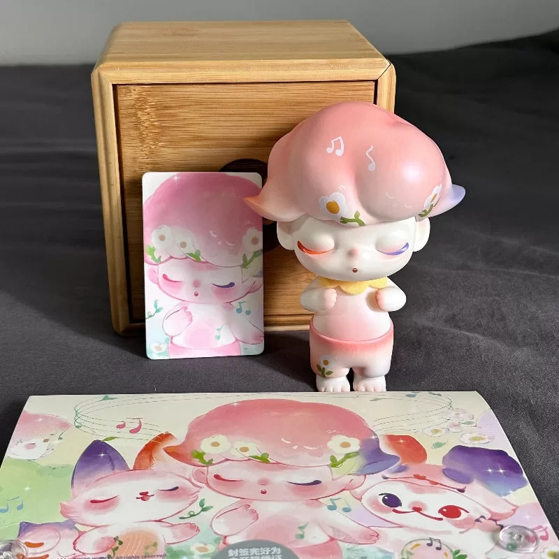 Figura limitada DIMOO Strelitzia:Chanting