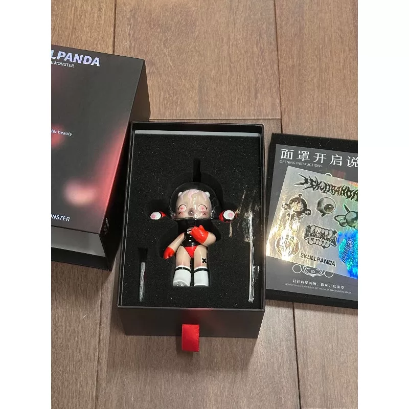 Figura limitada Skullpanda Monster Beauty
