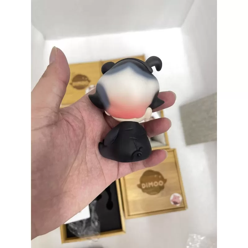 Figura limitada de DIMOO Black Piggy Figura limitada de DIMOO Black Piggy