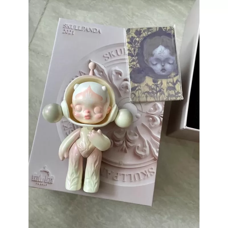 Figura limitada de Skullpanda Confide