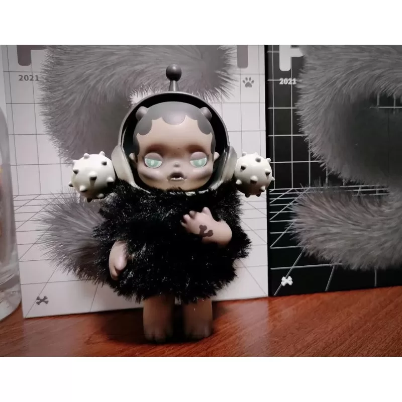 Figura limitada de Skullpanda Doggie RowRow