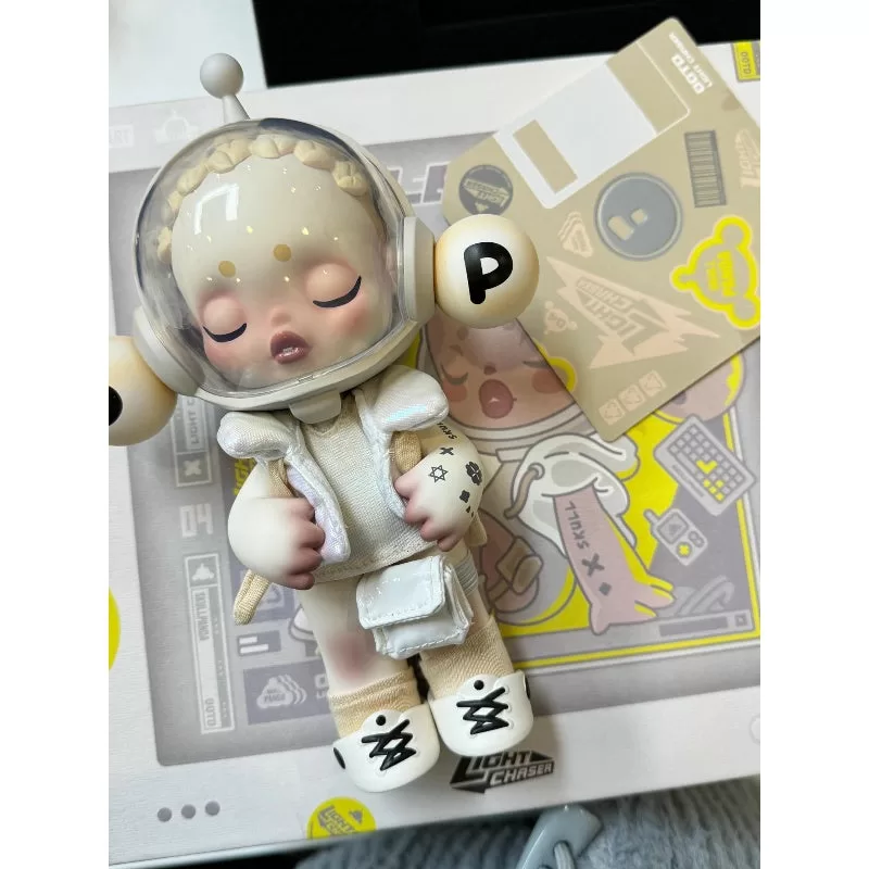 Figura limitada de Skullpanda Light Chaser