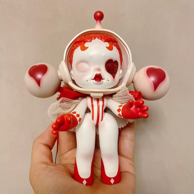 Figura limitada de Skullpanda Reina de Corazones