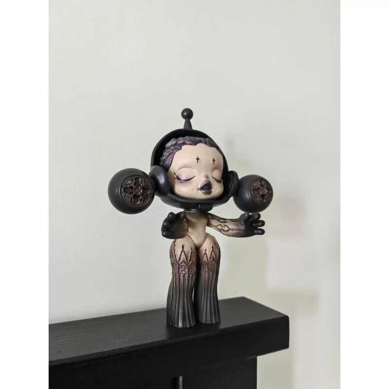 Figura limitada de Skullpanda Spire