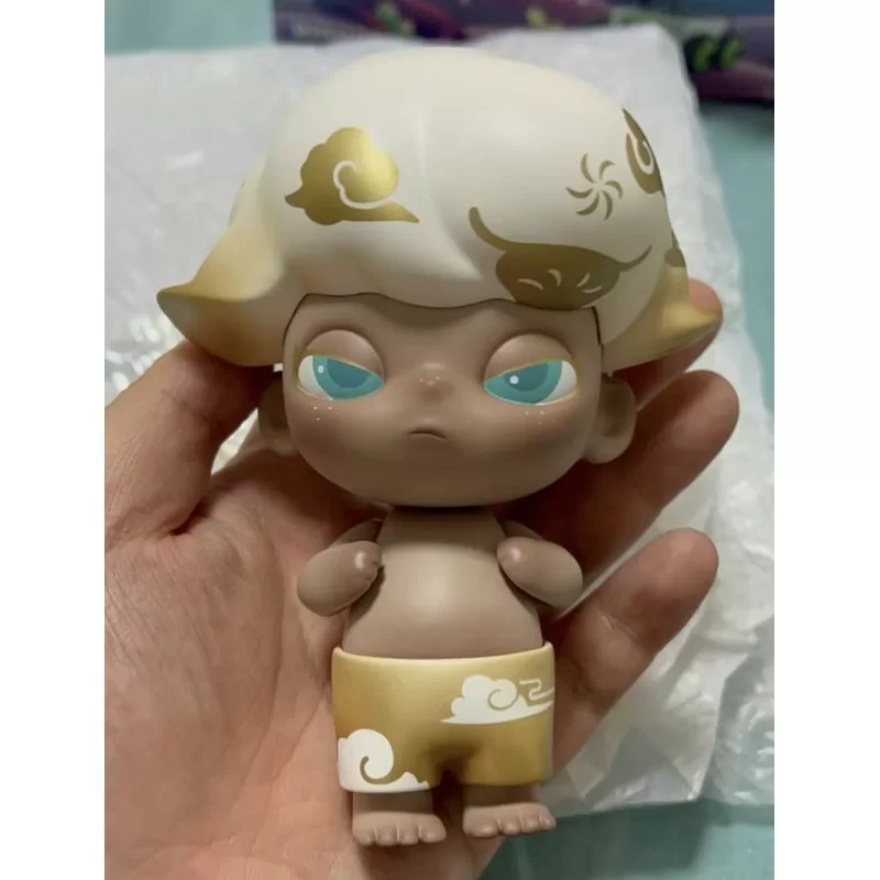 Figura limitada de la vaca dorada de DIMOO Figura limitada de la vaca dorada de DIMOO