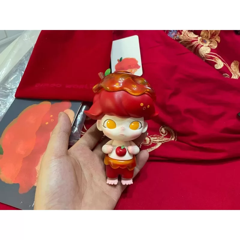 Figura limitada de manzana de Nochebuena de DIMOO