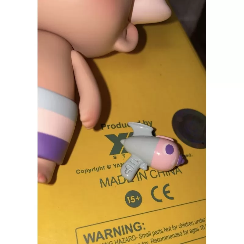 Figura limitada de miel de DIMOO en Tailandia Figura limitada de miel de DIMOO en Tailandia