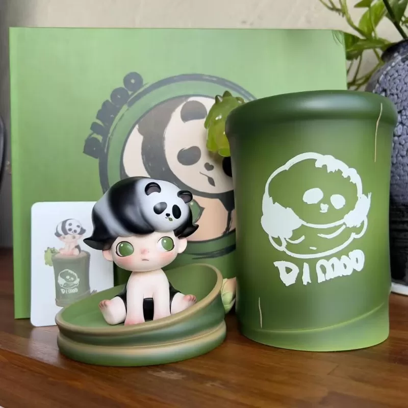 Figura limitada de panda de bambú DIMOO