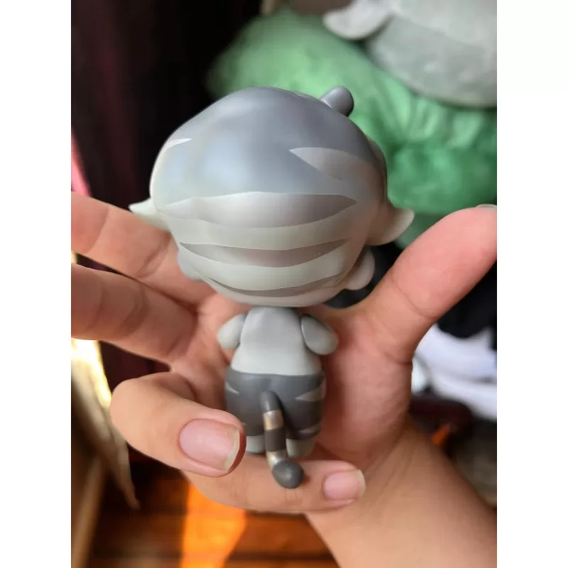 Figura limitada del Tigre Plateado de DIMOO Figura limitada del Tigre Plateado de DIMOO